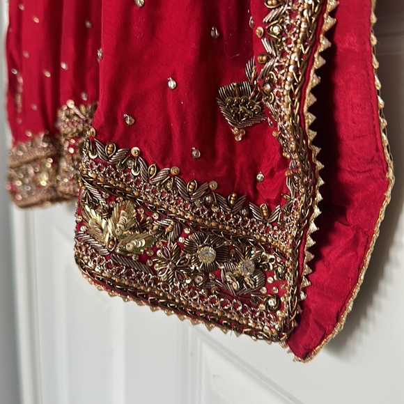 3pc Pakistani red shaadi suit/dress - Picture 6 of 17